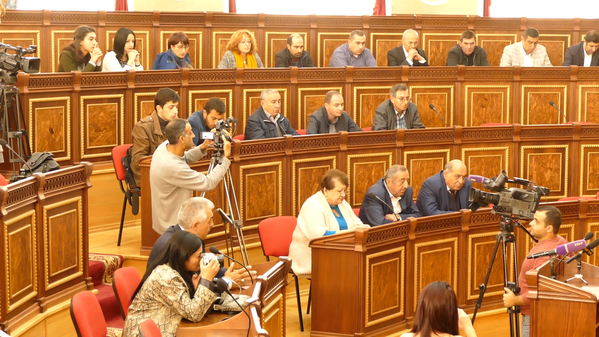 P2110004.00_04_25_10.неподвижное изображение006