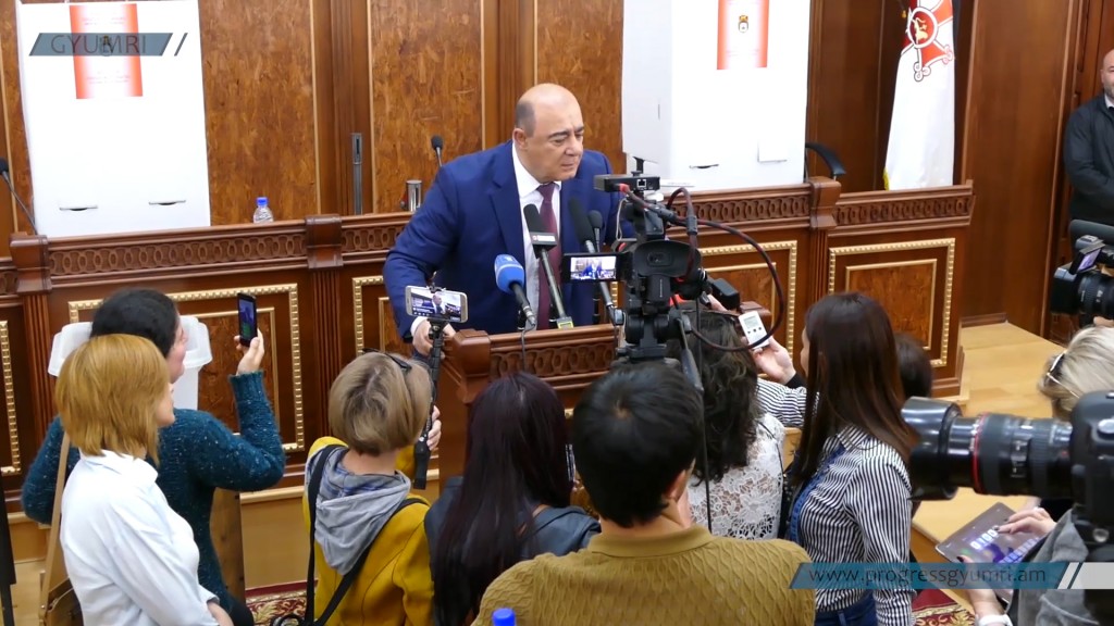02180003.03_45_47_02.неподвижное изображение044