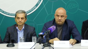 02180003.00_21_03_37.неподвижное изображение051