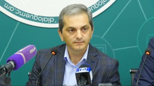 02180003.00_48_08_15.неподвижное изображение062