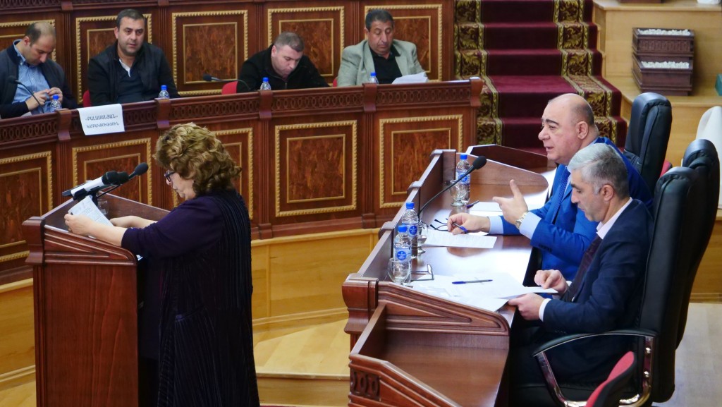 87373740_2865731760132191_8946328555860525056_o