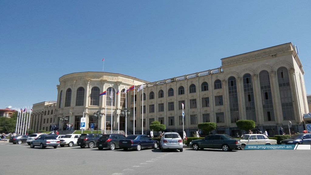 05630087.00_03_34_40.неподвижное изображение009