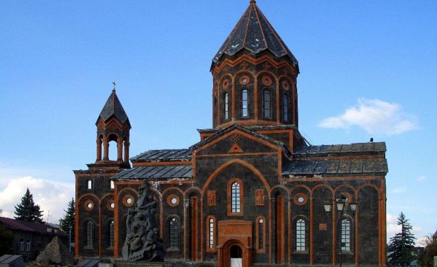 Holy_Saviour_Church_Gyumri-800x609