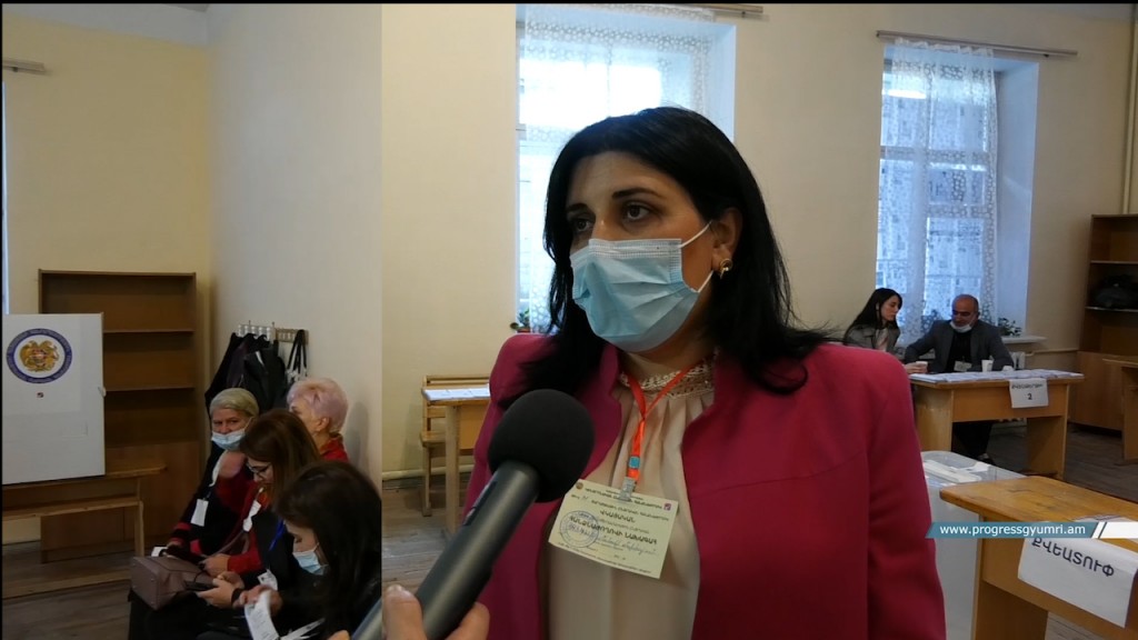 digital cloc.00_24_43_15.неподвижное изображение120