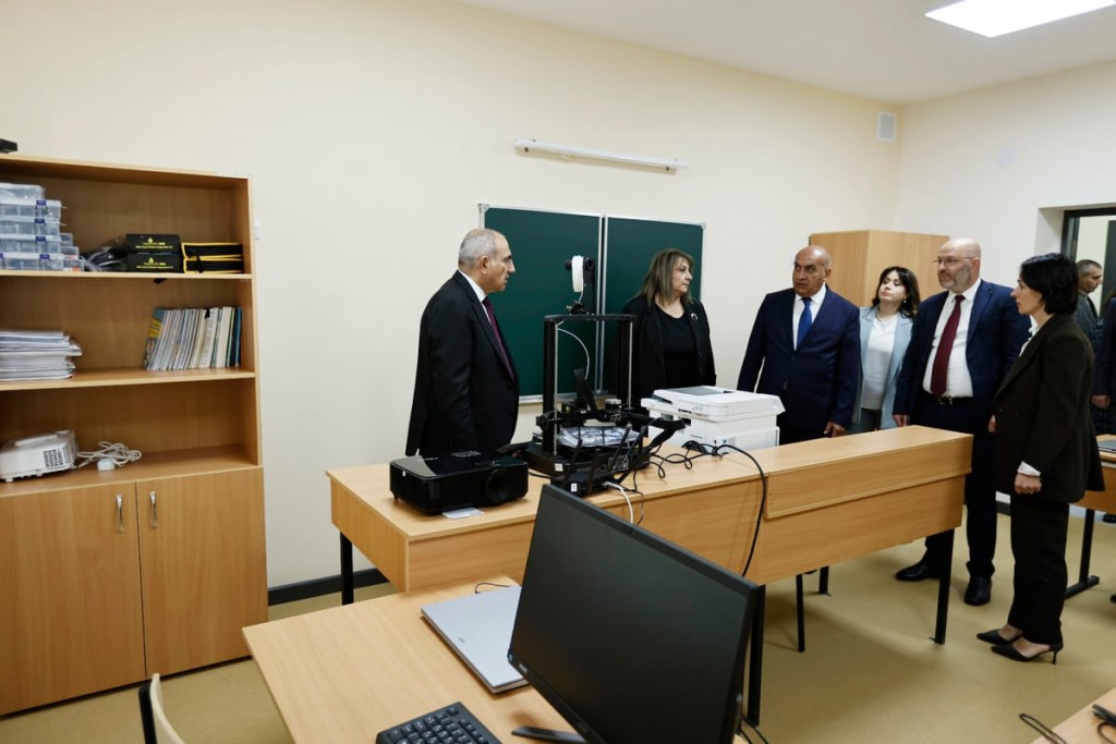 608b45d5-4282-4609-b1c7-72251c451f1b